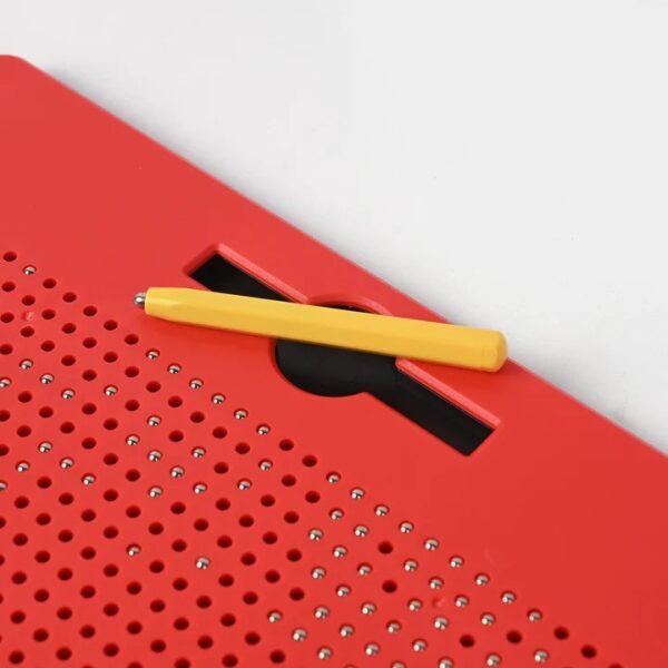 Magnetic Doodle Drawing Board